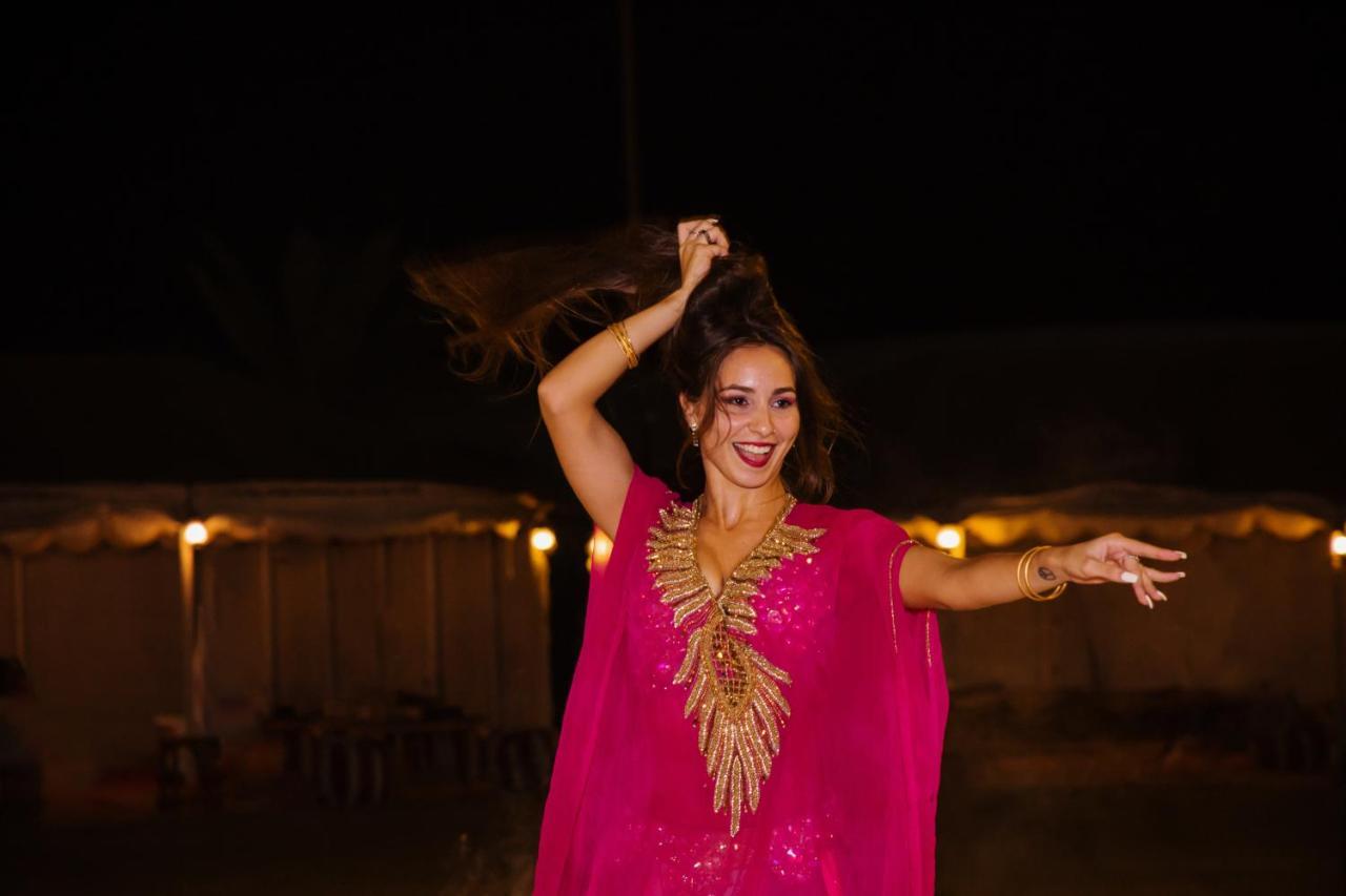Al Khayma Camp "Elite Glamping & Dining In Experience" 호텔 Hunaywah 외부 사진